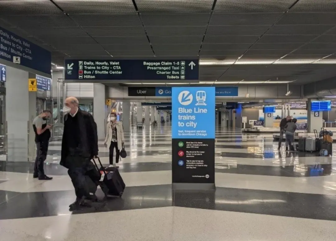 Follow the blue underground icon to the CTA Blue Line platform
