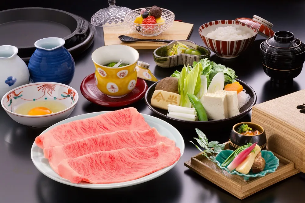 Wagyu and vegetables for sukiyaki at Ningyocho Imahan