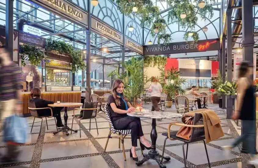 Duty-free shopping and dining
