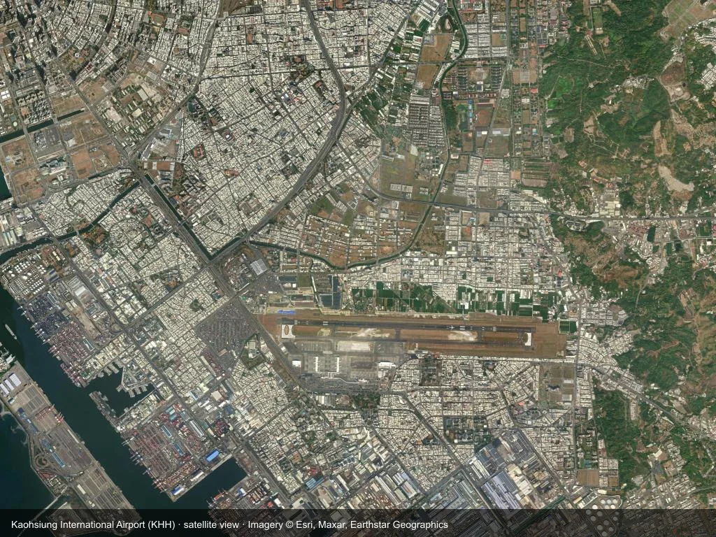 In the satellite image, the layout of Kaohsiung International Airport (KHH) and its surroundings are clearly visible.