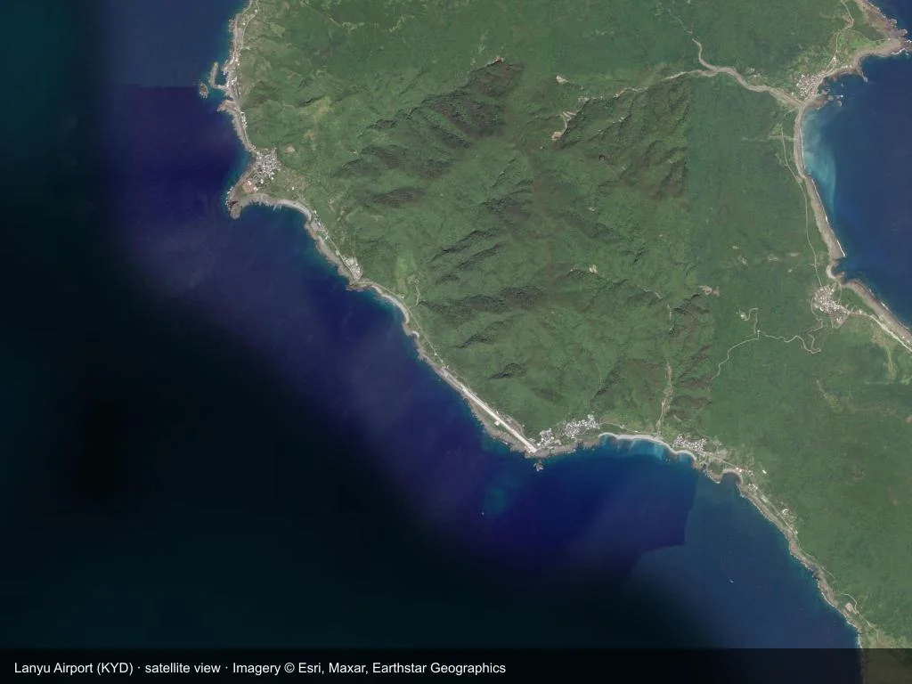 In the satellite image, the layout of Lanyu Airport (KYD) and its surroundings are clearly visible.